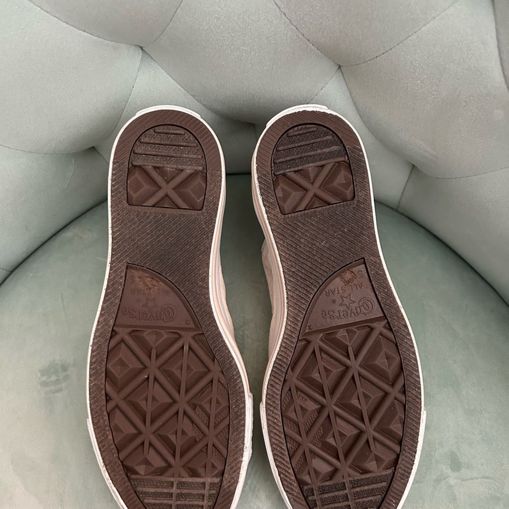 Women’s Size 7 Rare converse slip on with men’s striped tie detail - Picture 2 of 5